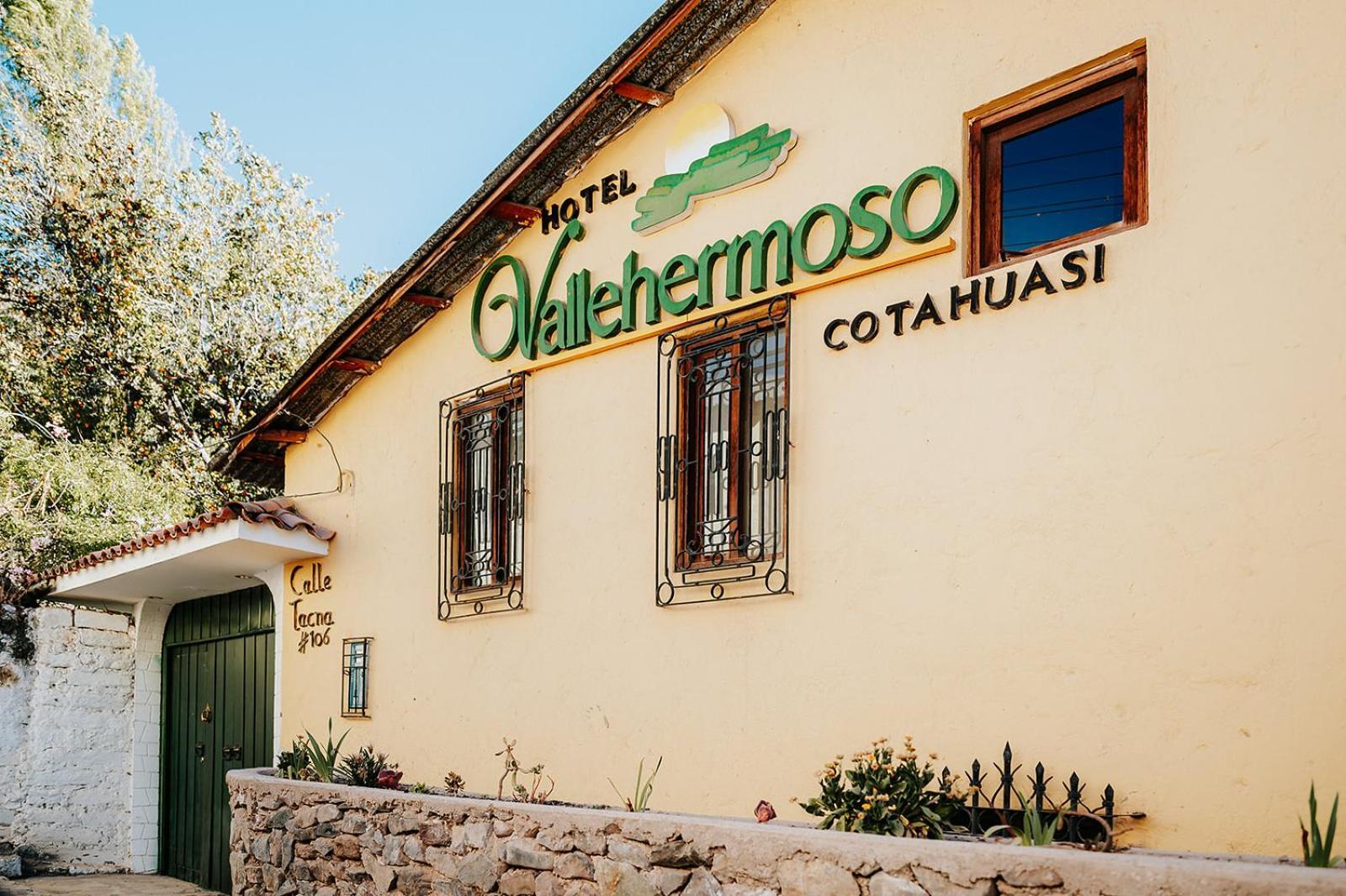 Hotel Vallehermoso Cotahuasi Exterior foto