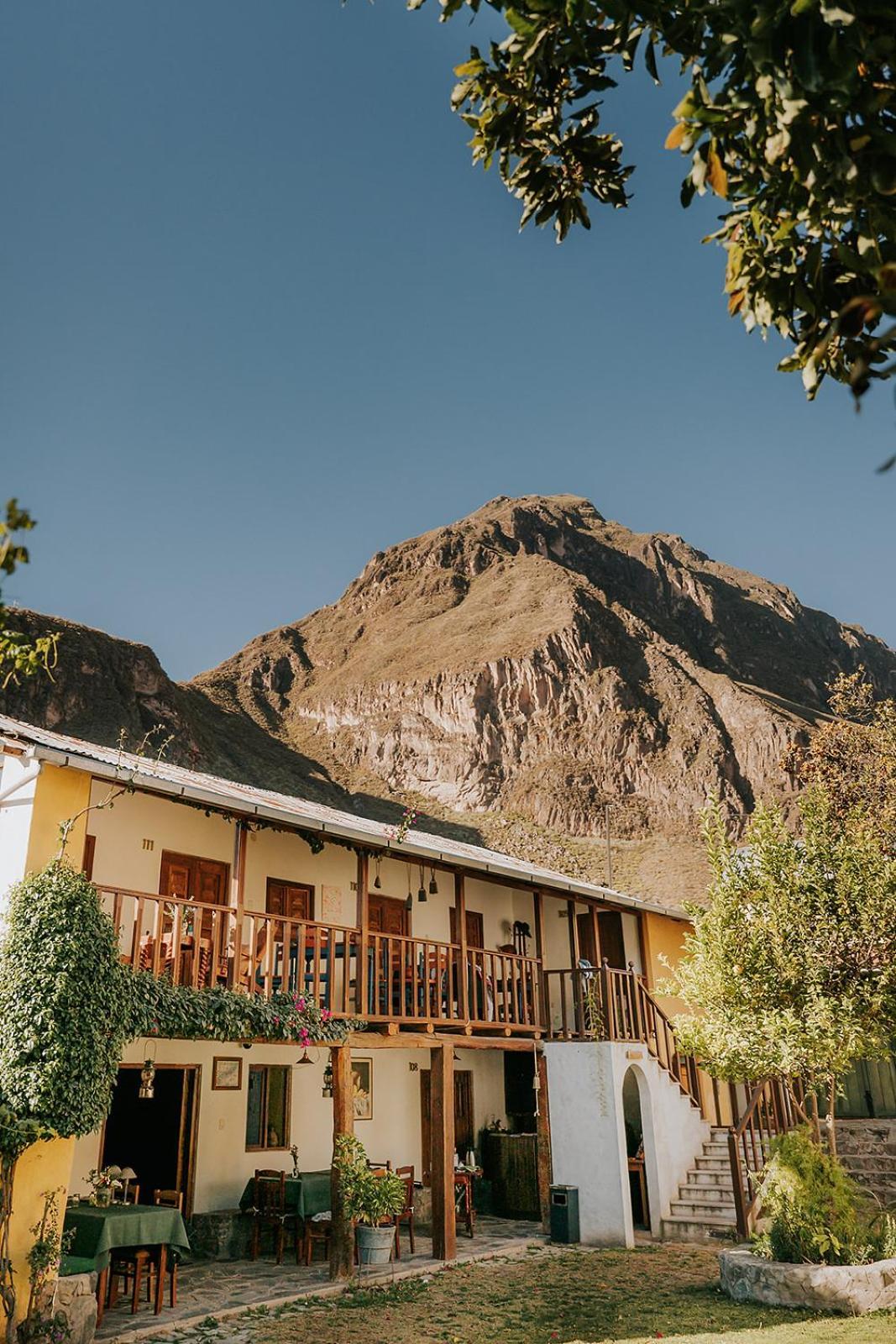 Hotel Vallehermoso Cotahuasi Exterior foto